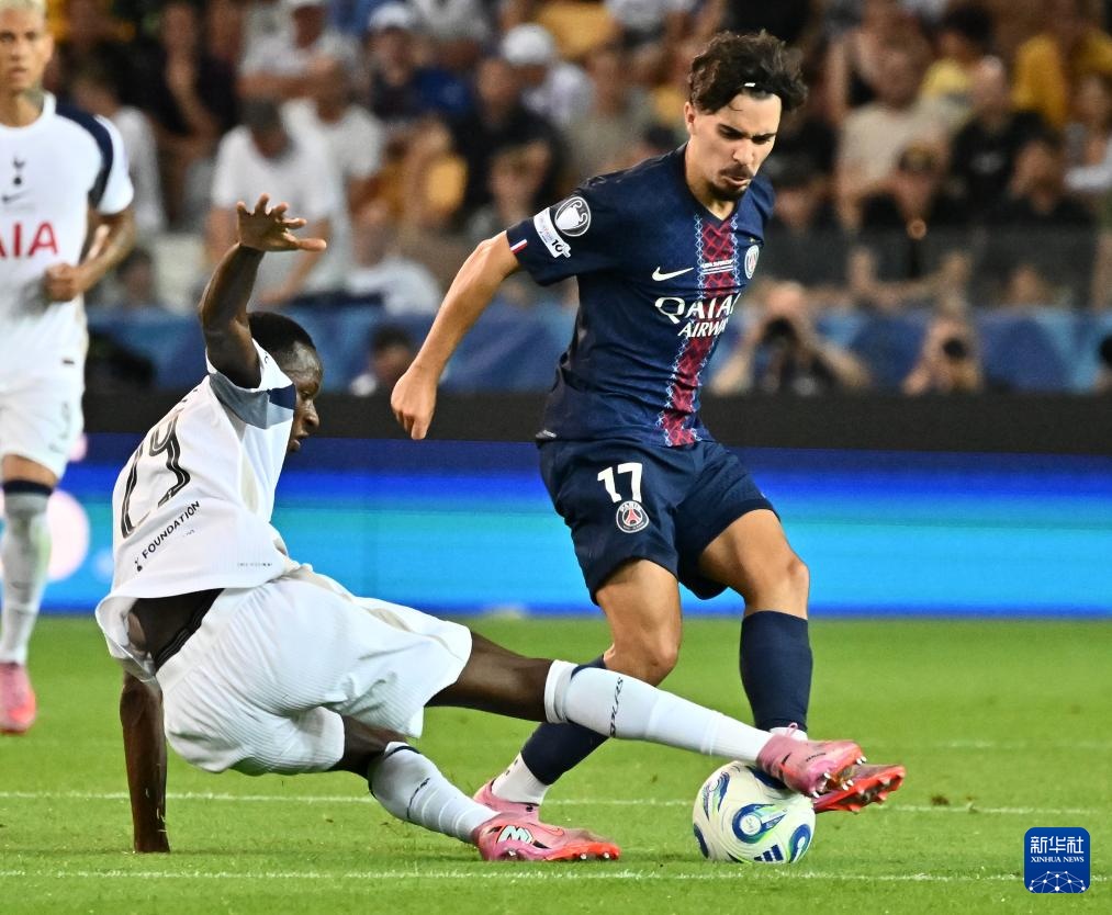 地利用自己 地利用自己