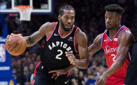 在足球场上 在足球场上