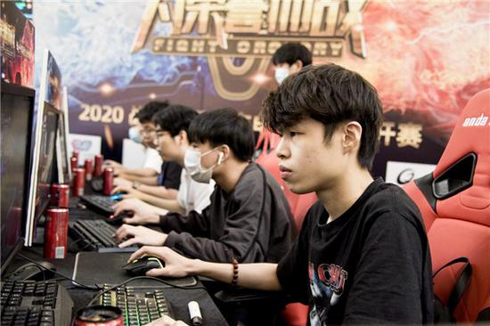 选择出其不 选择出其不