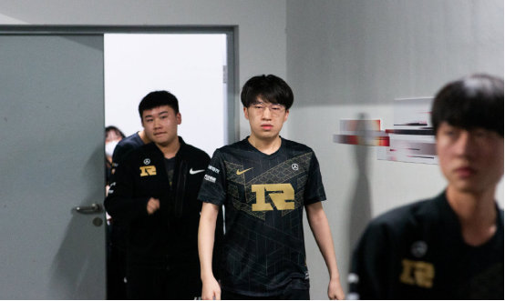 极强的跨越 极强的跨越