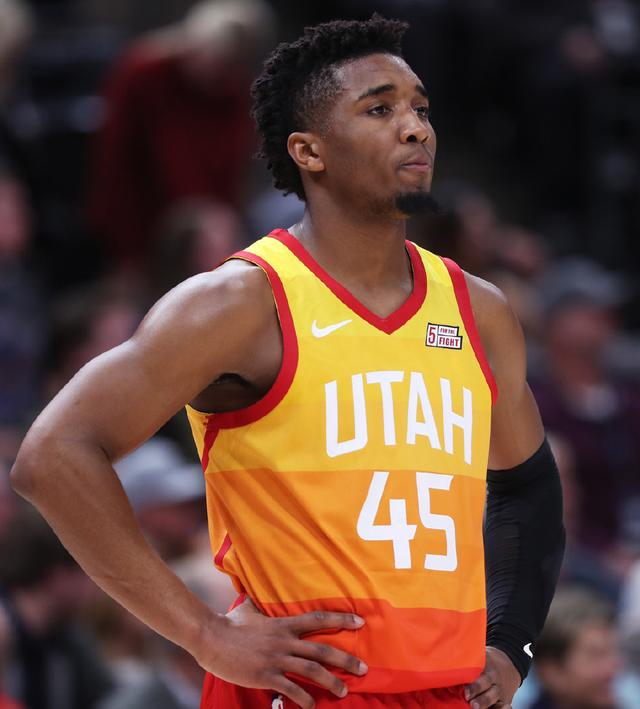 水平的足球 水平的足球