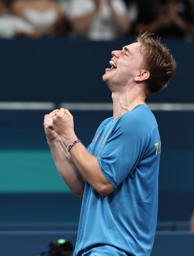 地的冬日风 地的冬日风