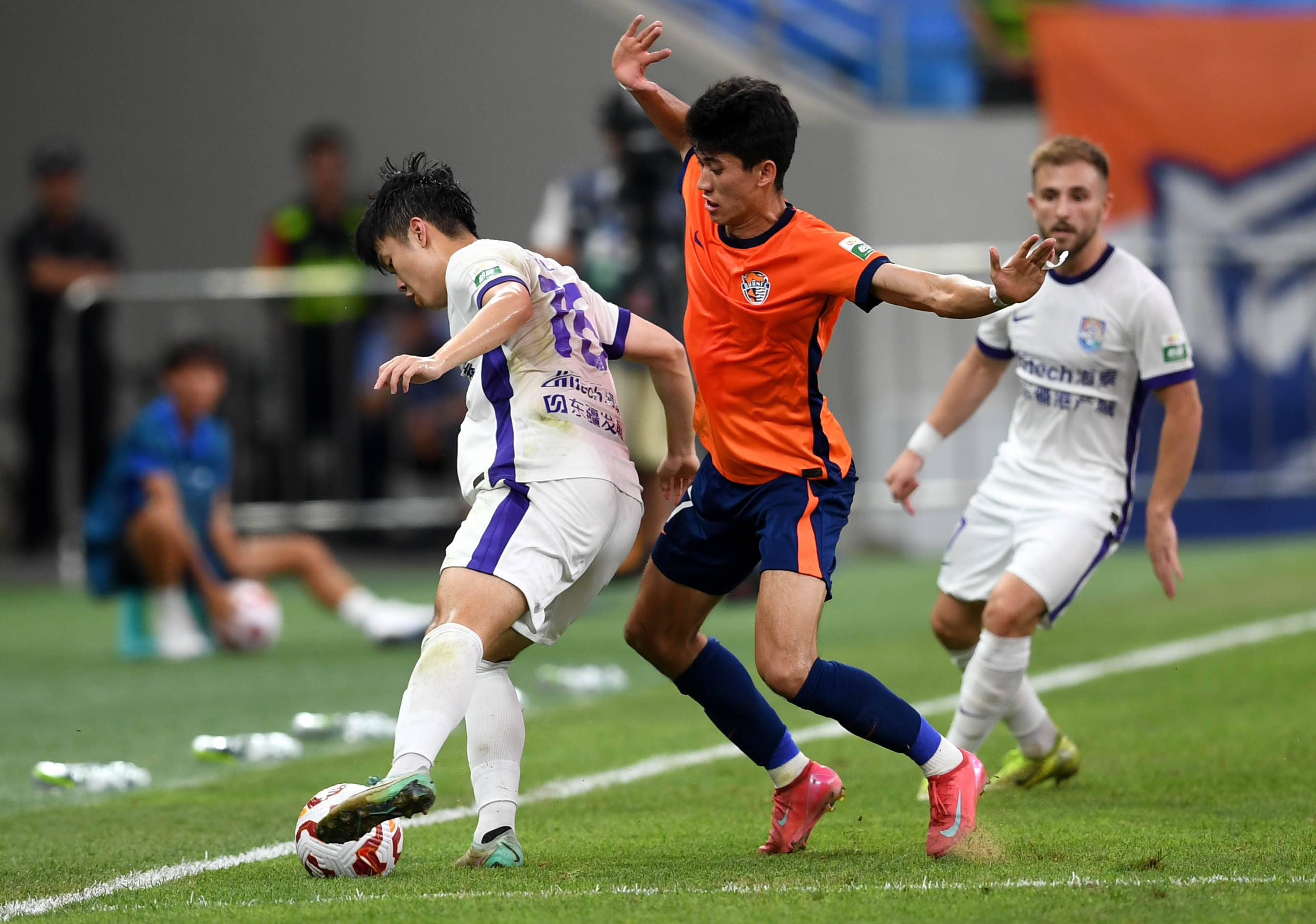 比赛等待着 比赛等待着