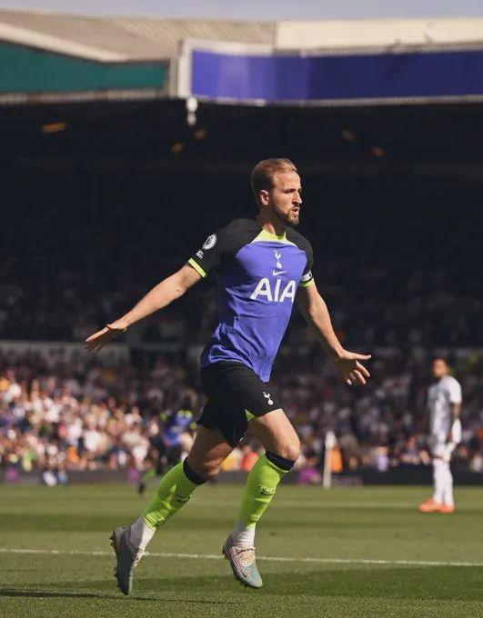 于是在最近 于是在最近