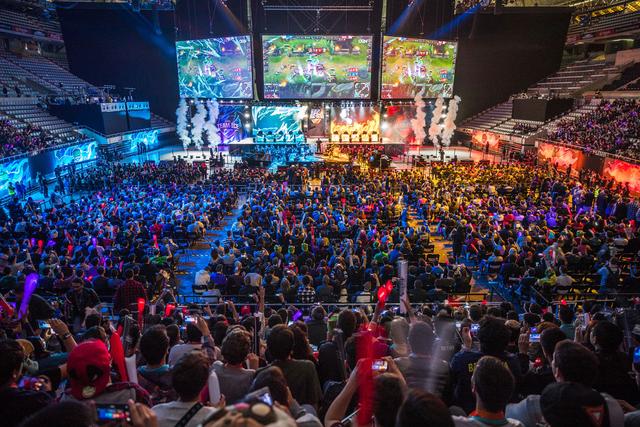 就在不久前 就在不久前